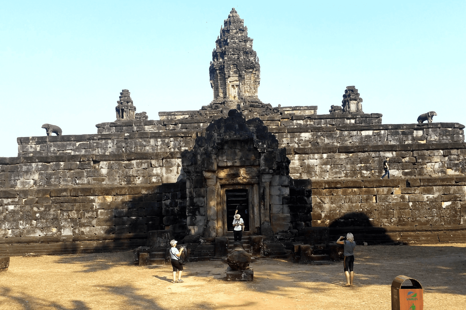 Exploring the Wonders of Angkorian Architecture: A Deep Dive into Cambodia’s Ancient Temples