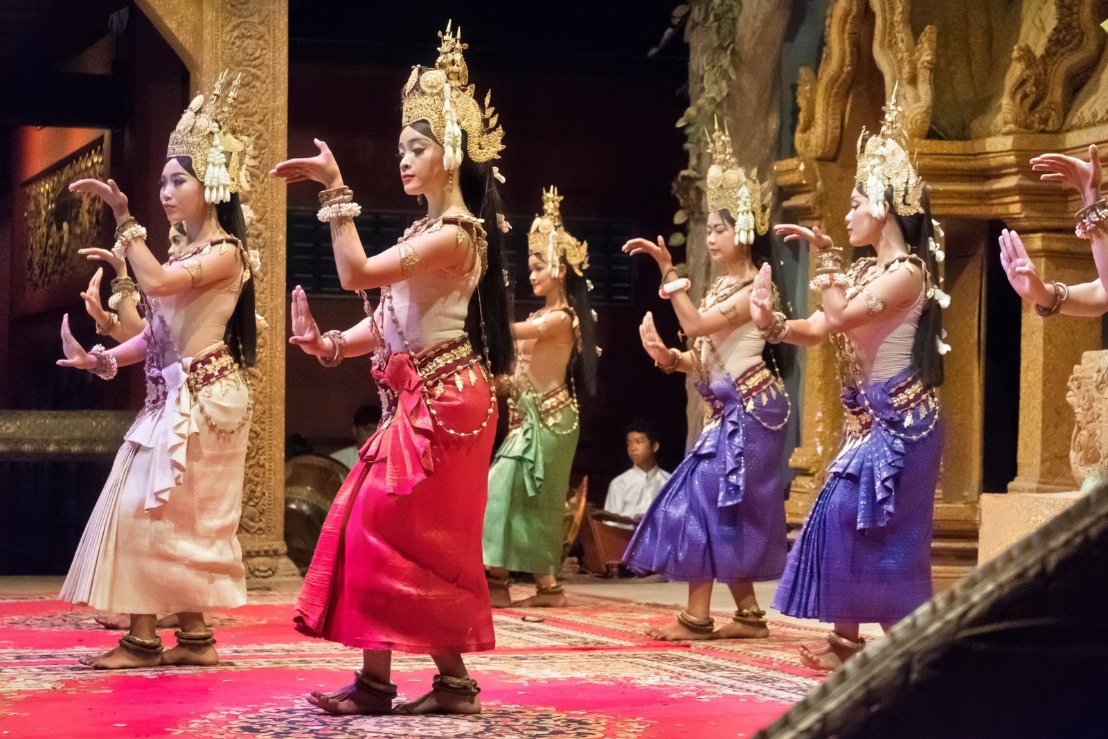 The Art and History of Khmer Dance: Discovering Siem Reap’s Cultural Heritage